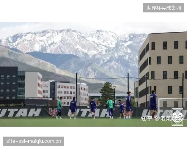 孙兴慜独造两球激活锋线，韩国队以一场大胜开启世界杯前的高原适应性训练。